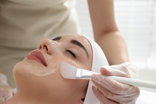 Which Skin Concerns Can a Chemical Peel Treat?